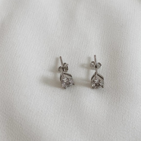 Sterling Pear Marquise Cluster Stud Earrings - Picture 8 of 9